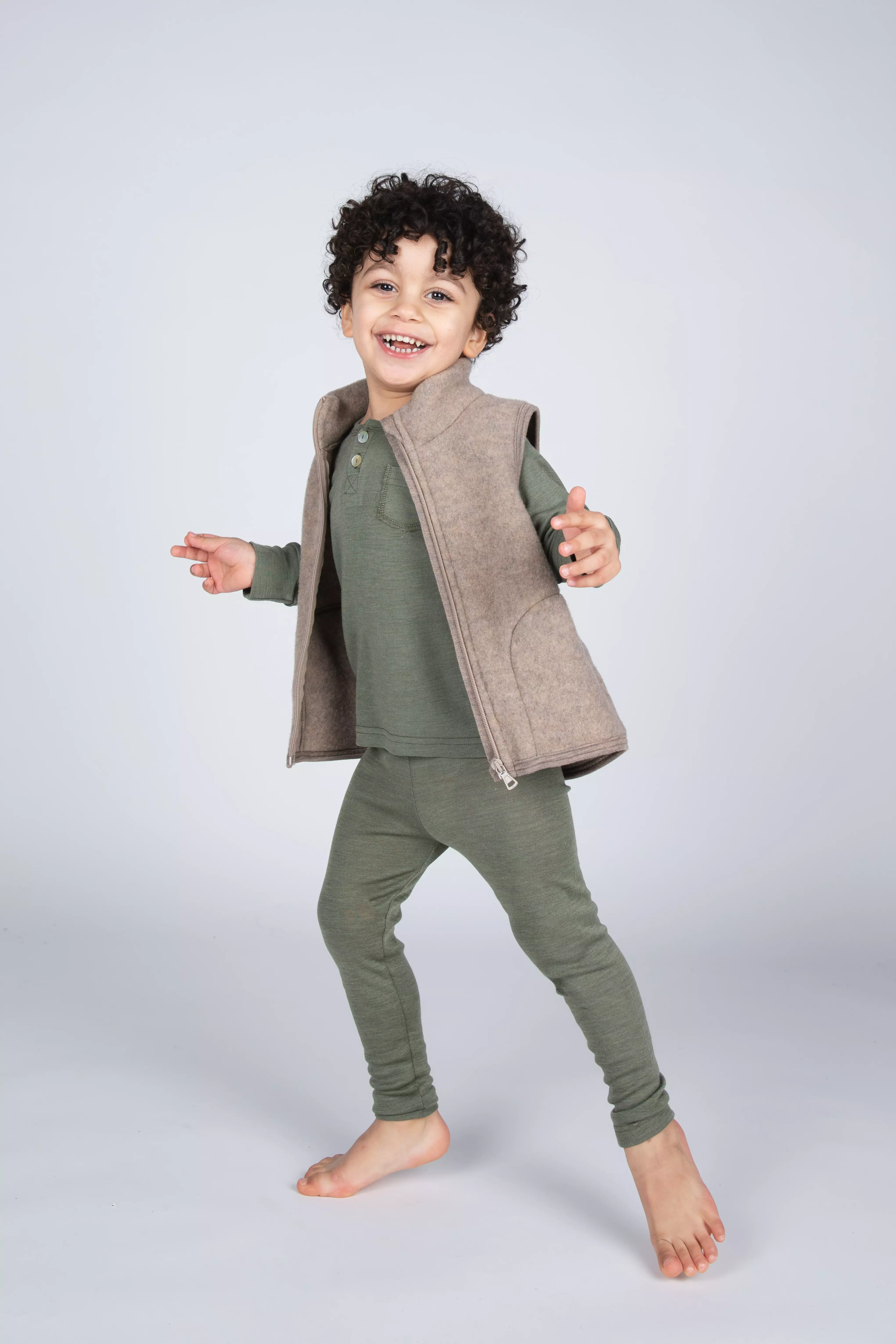 Vest kids, IVN BEST